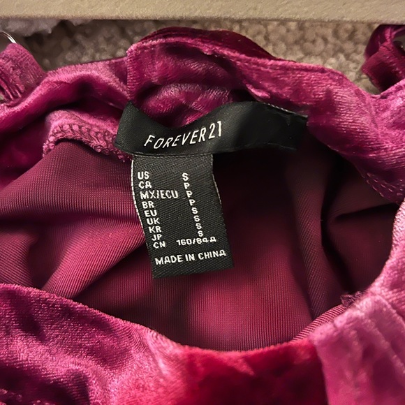 Crushed velvet bodysuit NEVER WORN - Picture 4 of 4